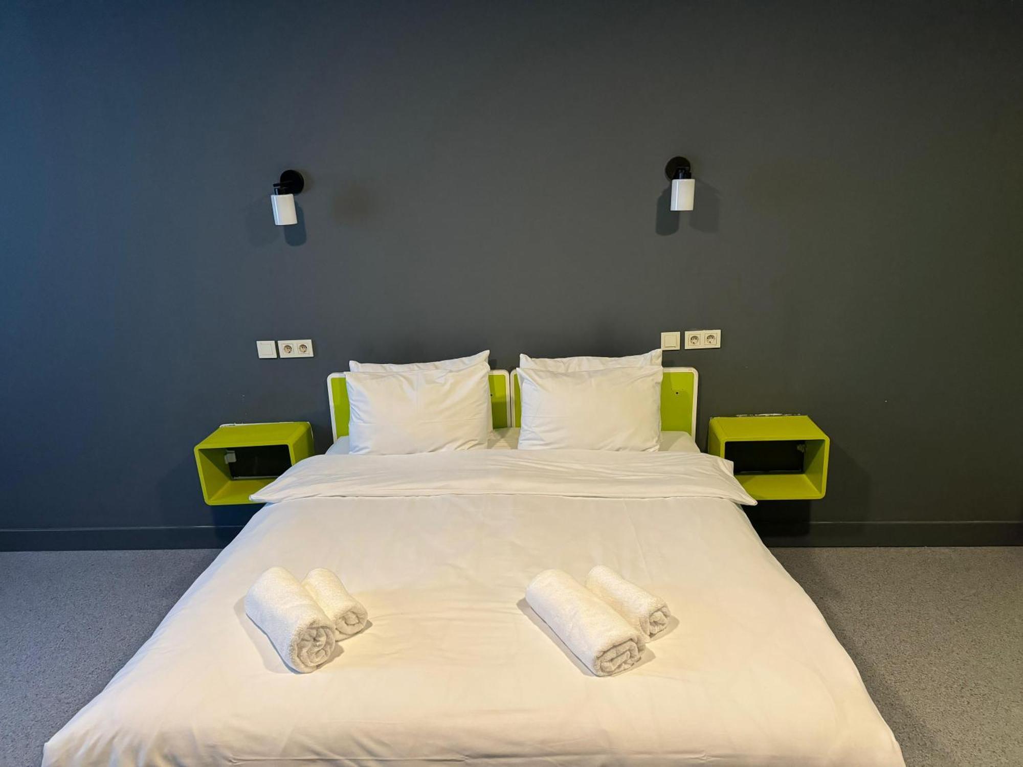 Aderans Hotel Istanbul Bagian luar foto